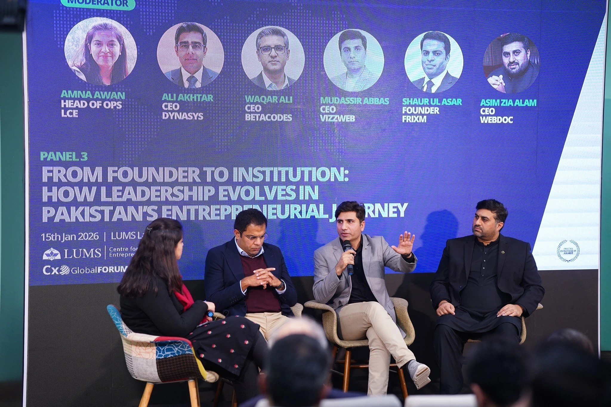 Vizz Web Solutions team at CXO Global Islamabad technology conference